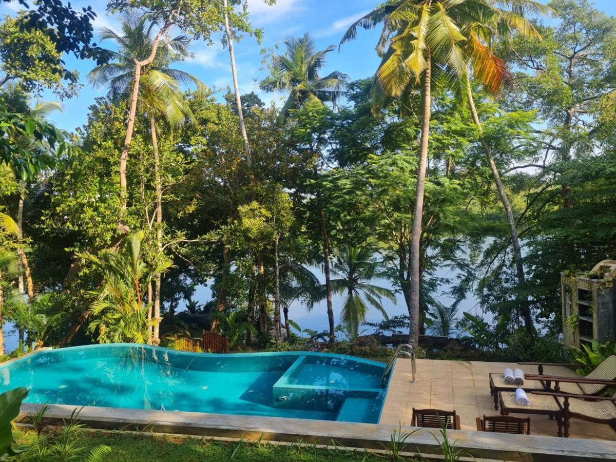 Villa Birdlake Hikkaduwa Exteriör bild