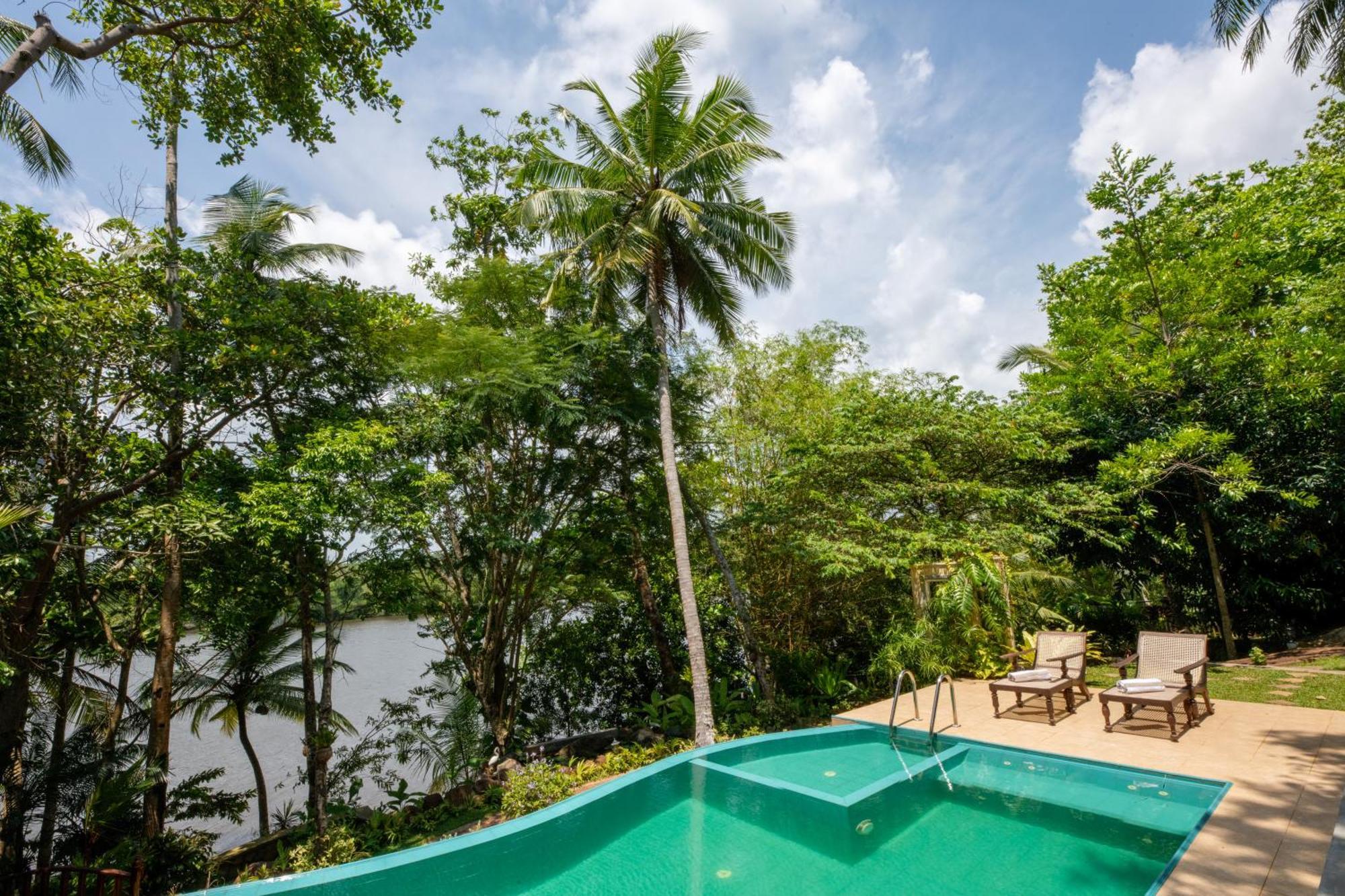 Villa Birdlake Hikkaduwa Exteriör bild